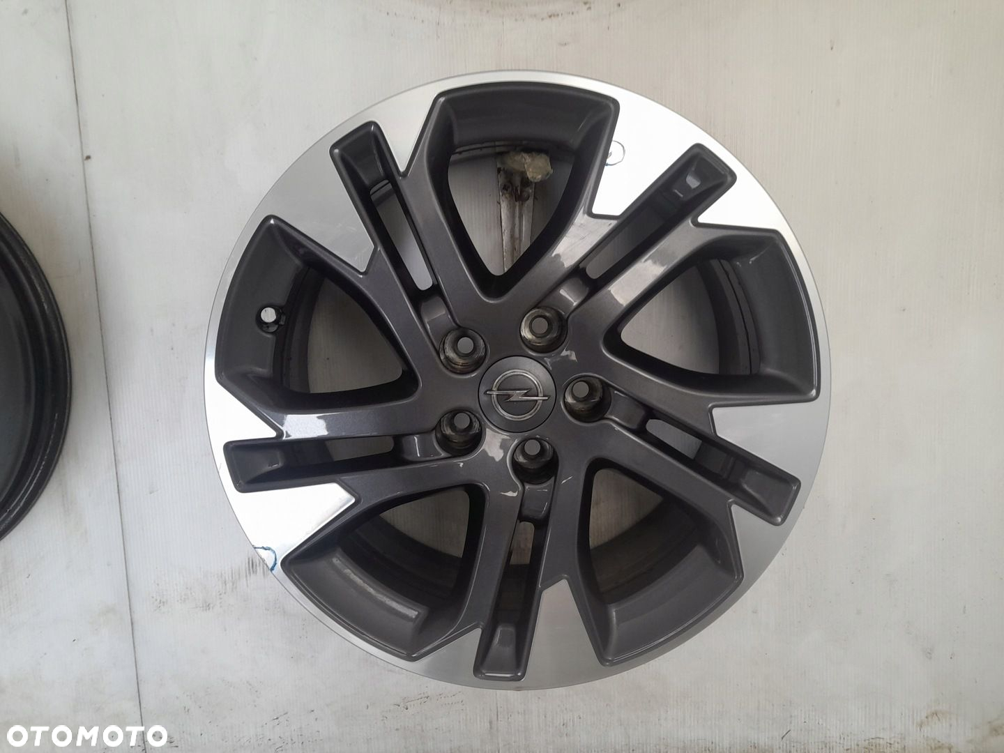 Felgi aluminiowe Opel OE 9833355980 7.0" x 17" 5x108 ET46 - 8