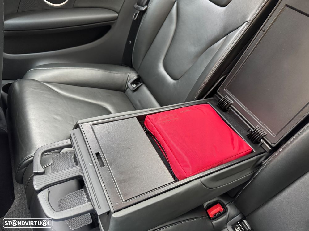 Audi RS5 4.2 FSi quattro S tronic - 52