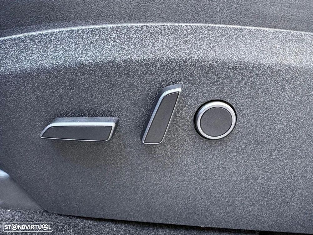 Tesla Model Y Long Range Tração Integral - 35