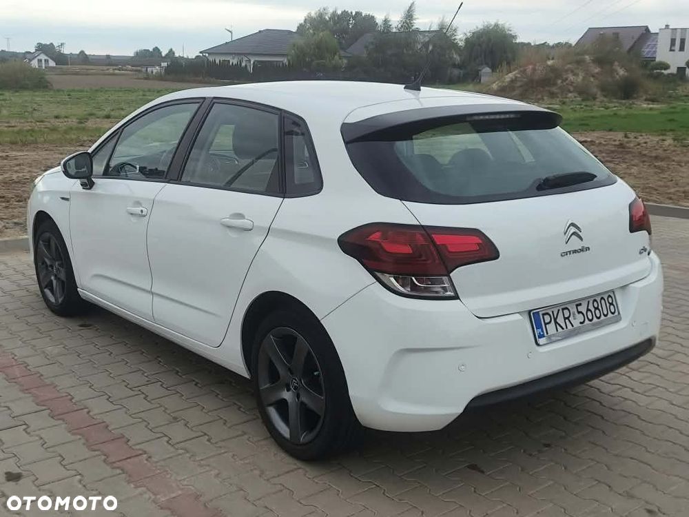 Citroën C4 1.6 BlueHDi Feel - 17
