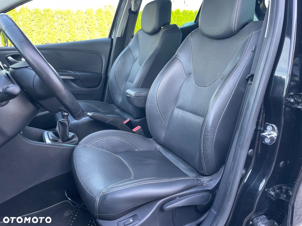 Renault Clio - 36