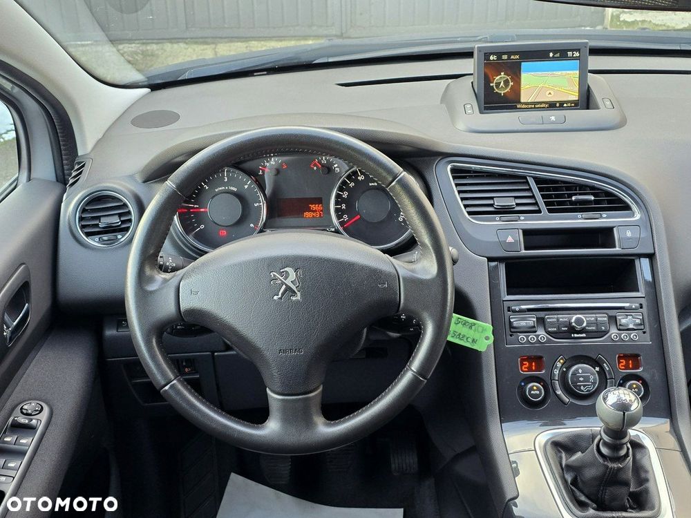 Peugeot 5008 - 16