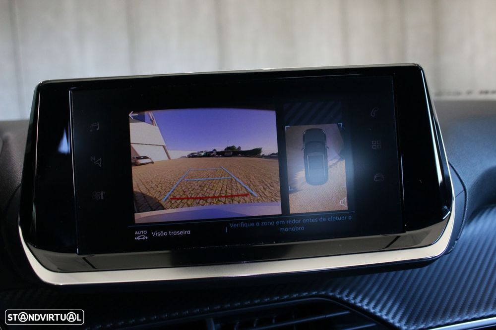 Peugeot e-2008 Allure - 15