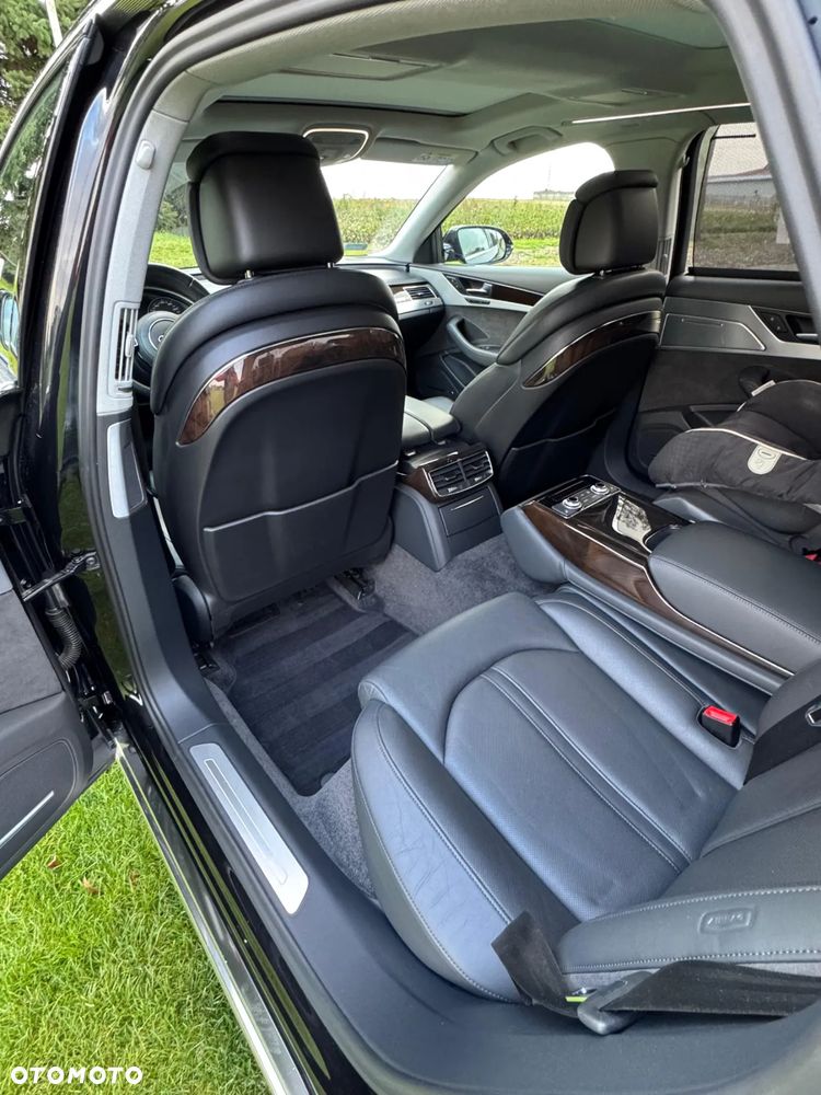 Audi A8 4.2 TDI clean diesel L Quattro - 13
