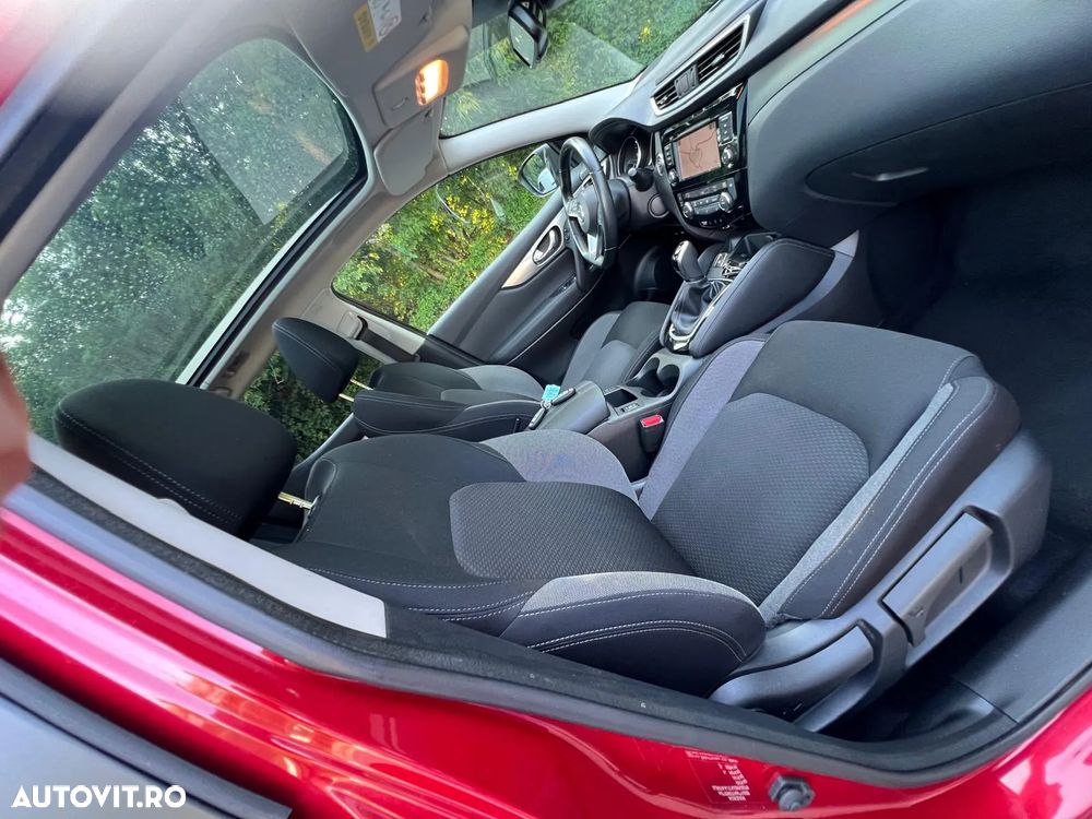 Nissan Qashqai - 10