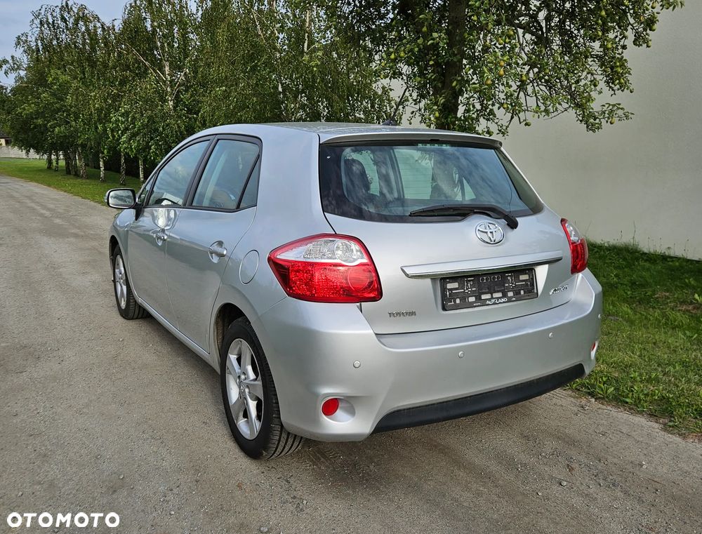 Toyota Auris 1.6 Edition - 9