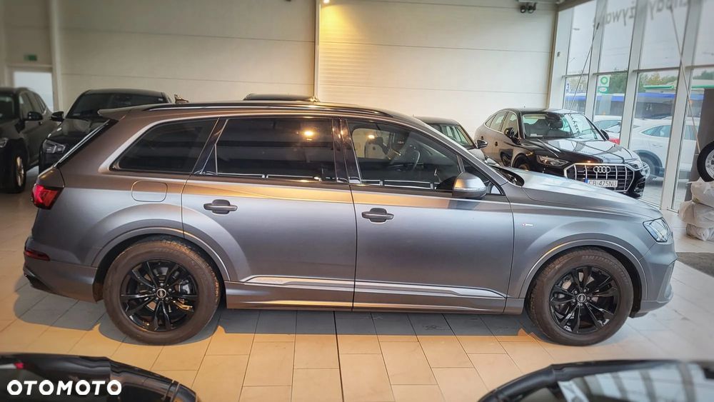 Audi Q7 - 3