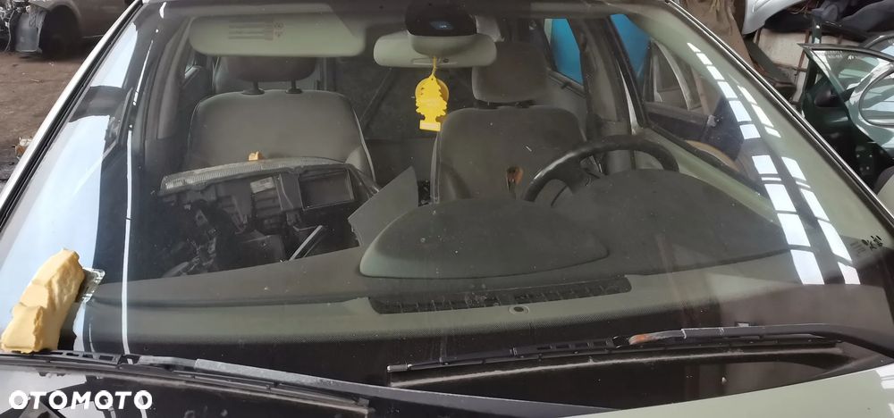 SZYBA PRZOD PRZEDNIA CZOLOWA RENAULT LAGUNA II - 1