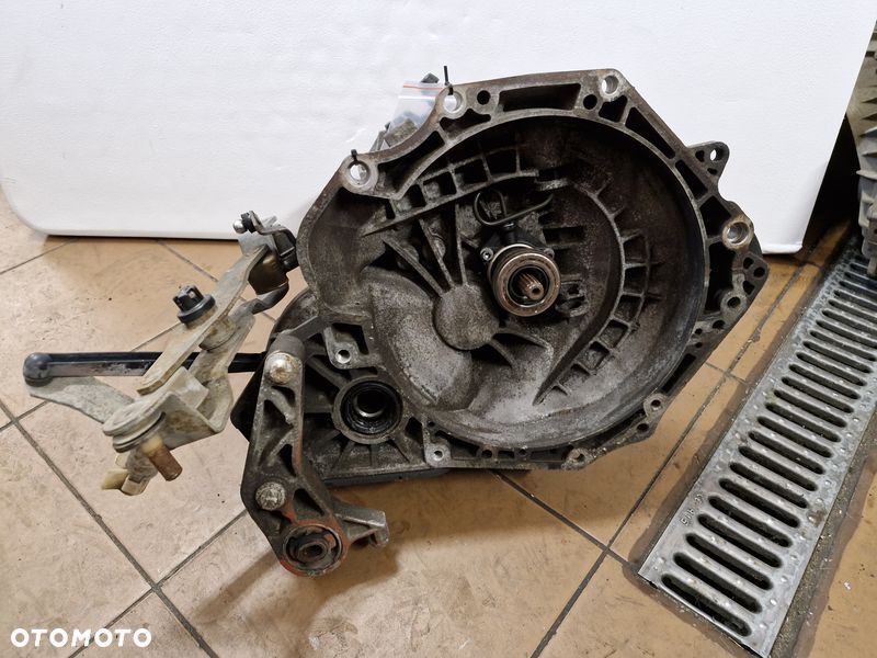OPEL CORSA C AGILA I 1 1.0 1.2 B SKRZYNIA BIEGÓW MANUAL 5B 55355489 F13 - 1