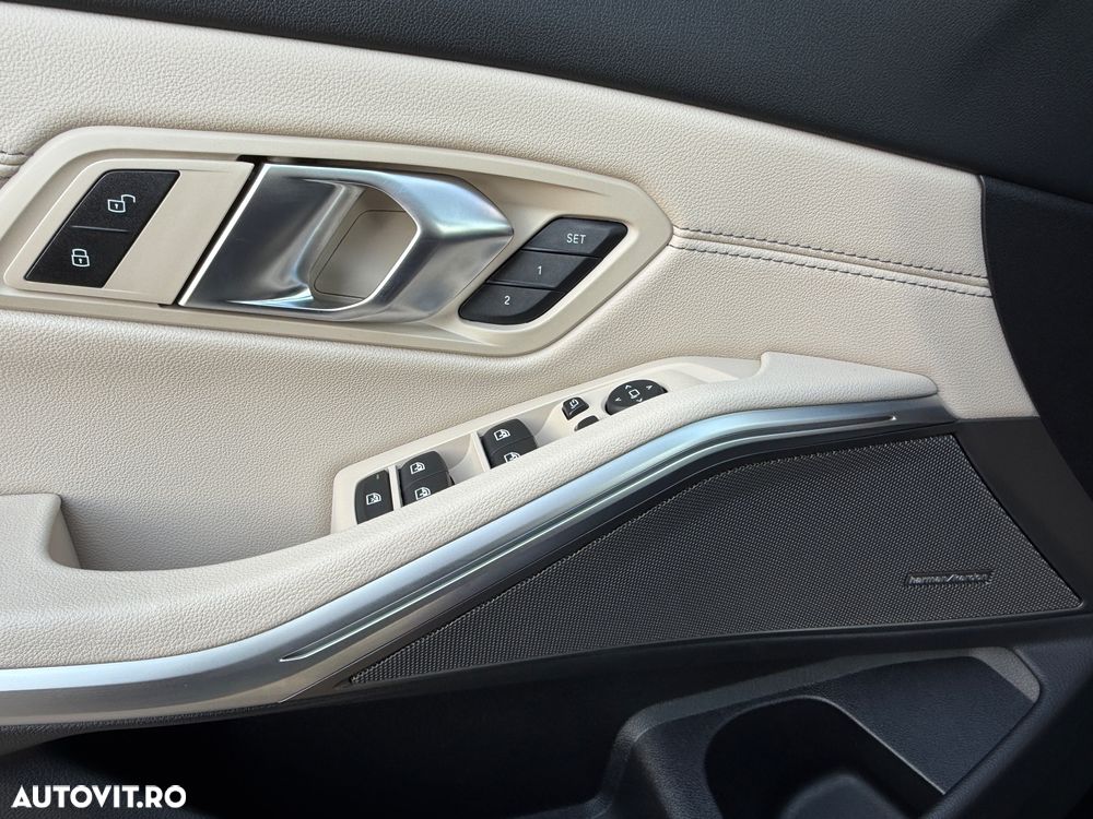 BMW Seria 3 330d xDrive AT MHEV - 28