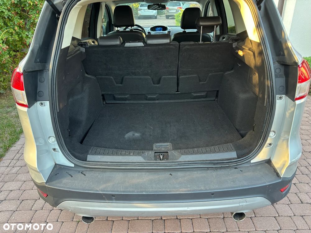 Ford Kuga 2.0 TDCi 4x4 Titanium - 25