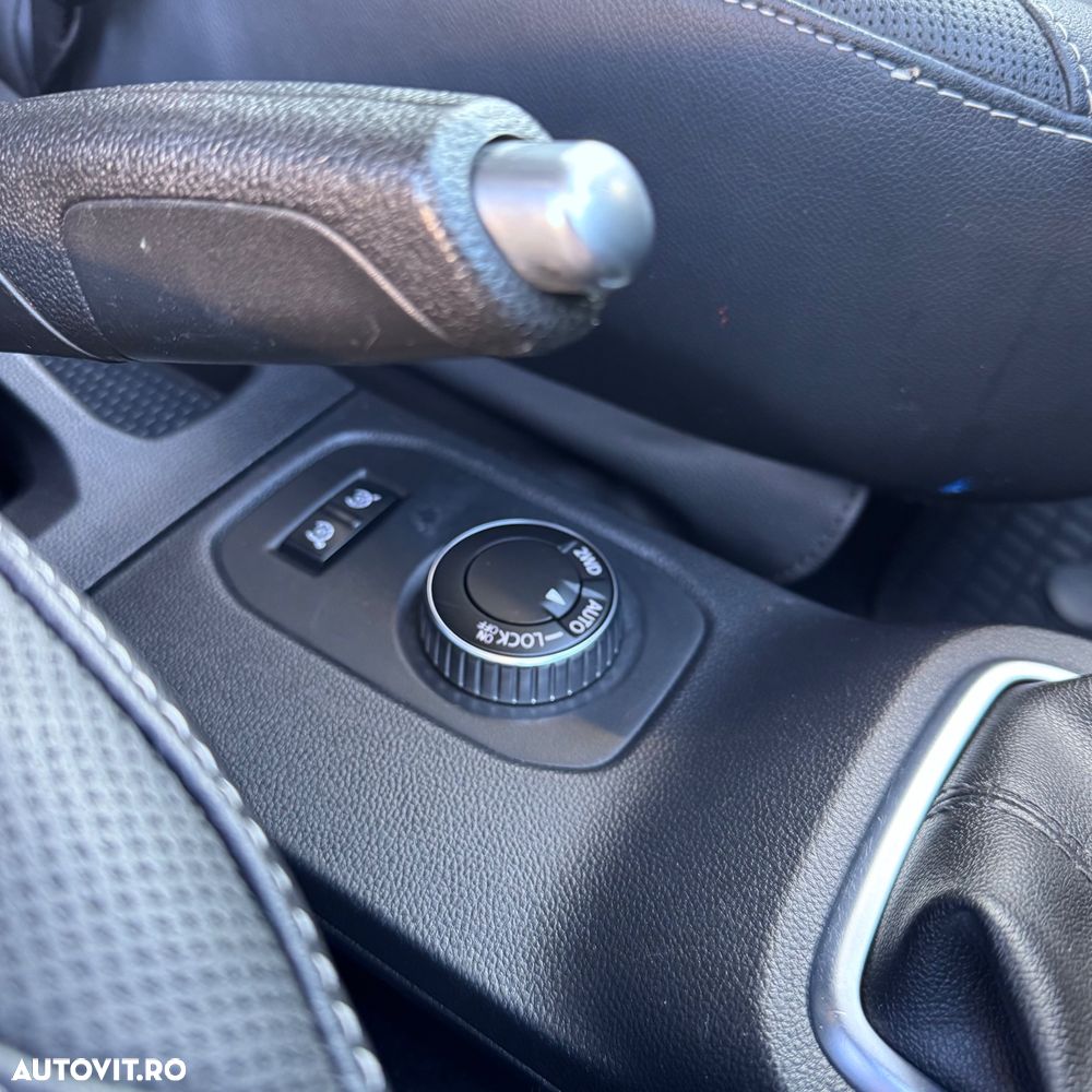 Dacia Duster 1.5 Blue dCi 4WD Prestige - 14