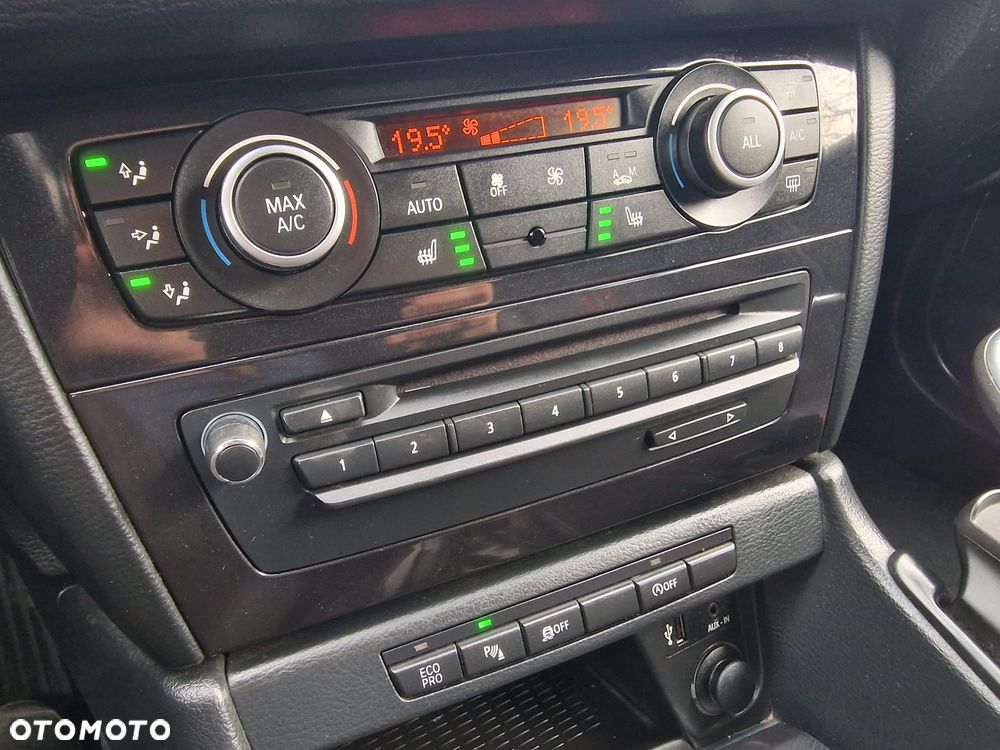 BMW X1 sDrive20d - 20