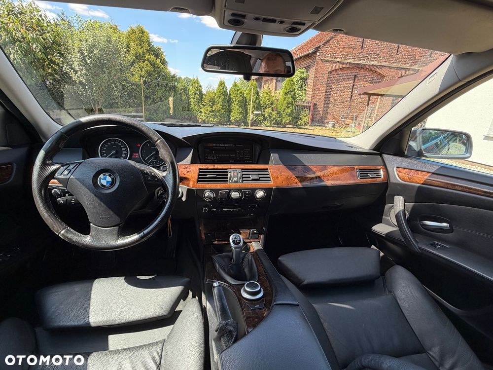 BMW Seria 5 520d - 4