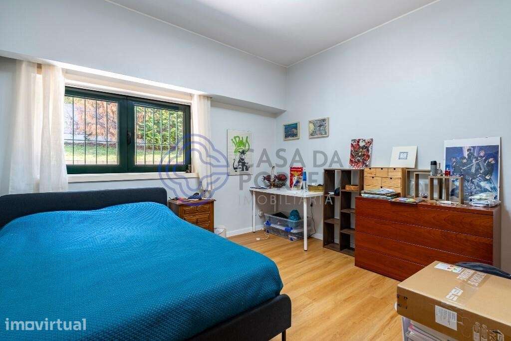 Moradia T3 com escritório, sotão, 4 frentes e grande jardim e quintal - Grande imagem: 5/35