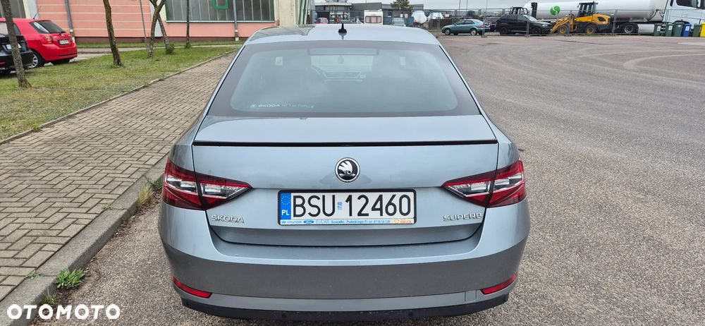 Skoda Superb 2.0 TSI Style DSG - 3