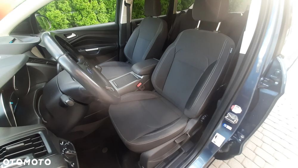 Ford Kuga 1.5 EcoBoost FWD Titanium - 32
