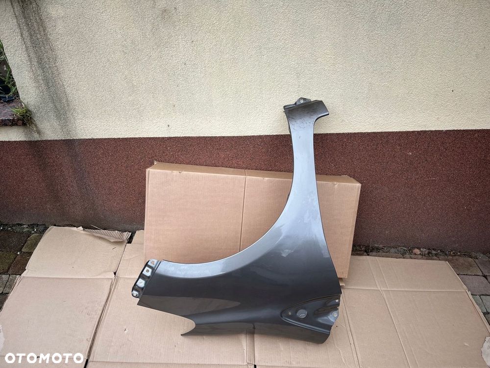 TOYOTA YARIS 3 11-20 5D tylny tył prawy błotnik - 1