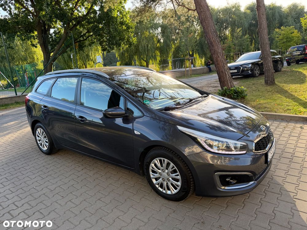 Kia Ceed - 7