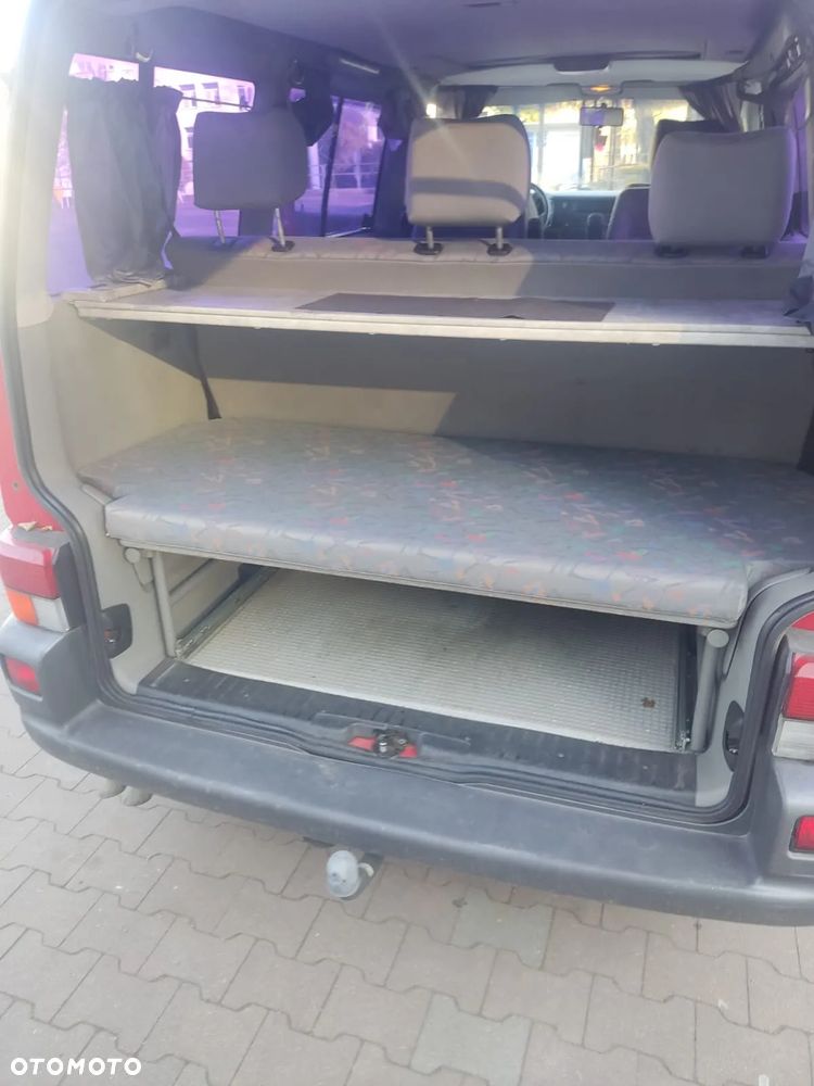 Volkswagen Multivan - 9