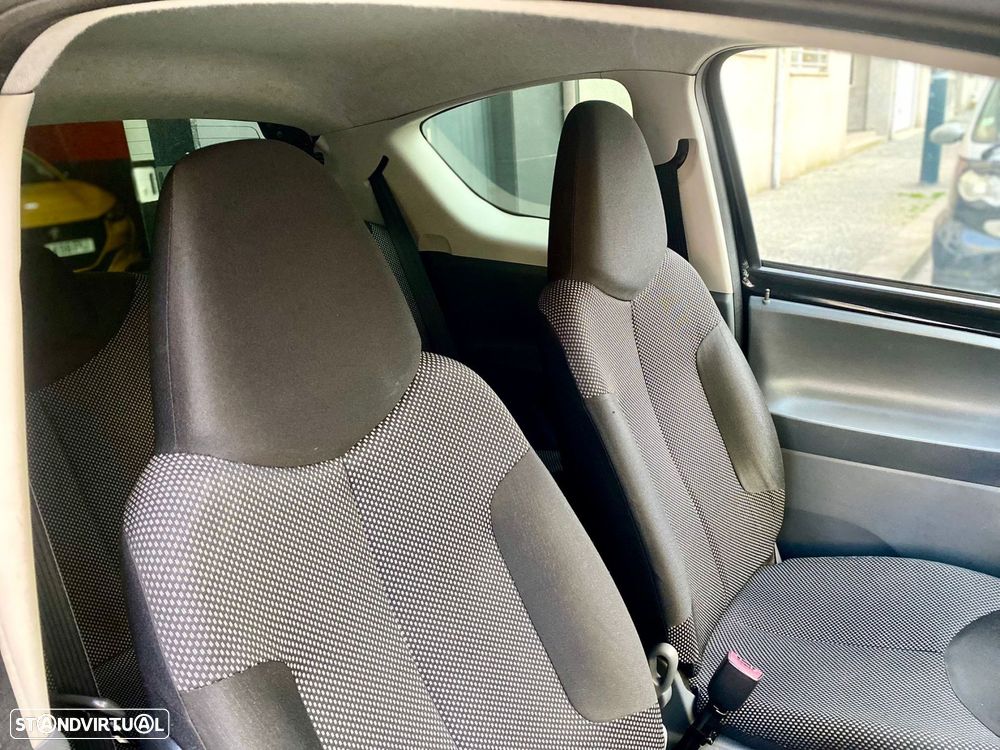 Toyota Aygo 1.0 Power Pack - 21