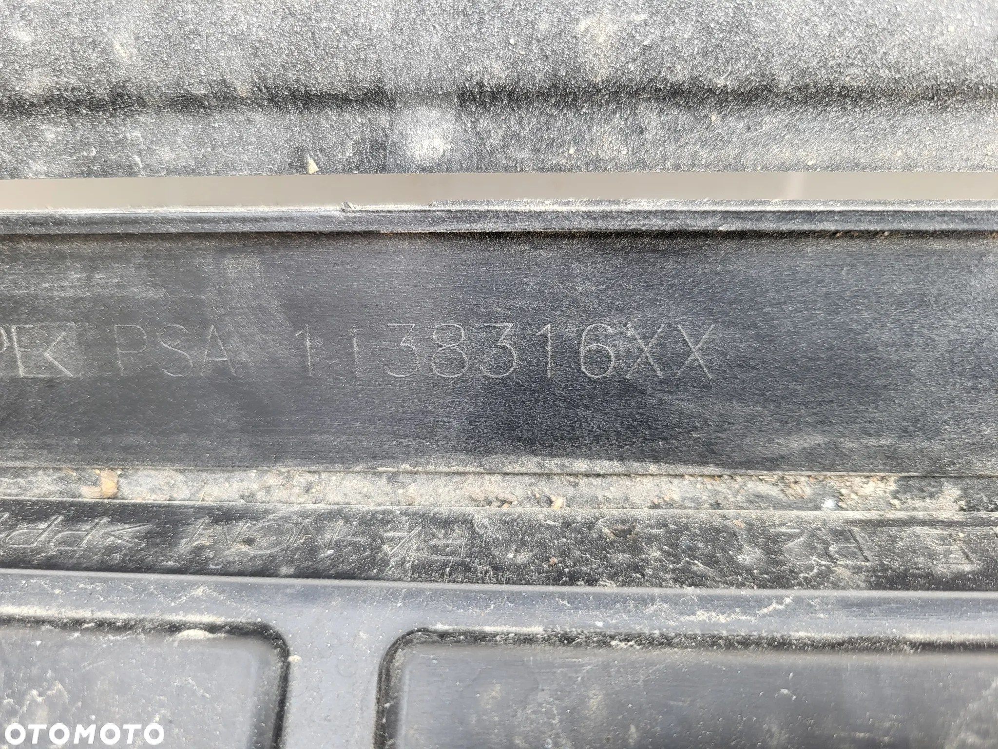 Żaluzja kierownica powietrza Peugeot 2008 II - 4