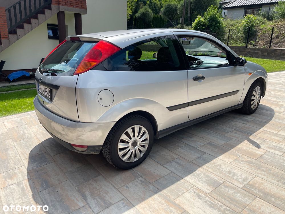 Ford Focus 1.6 Trend - 5