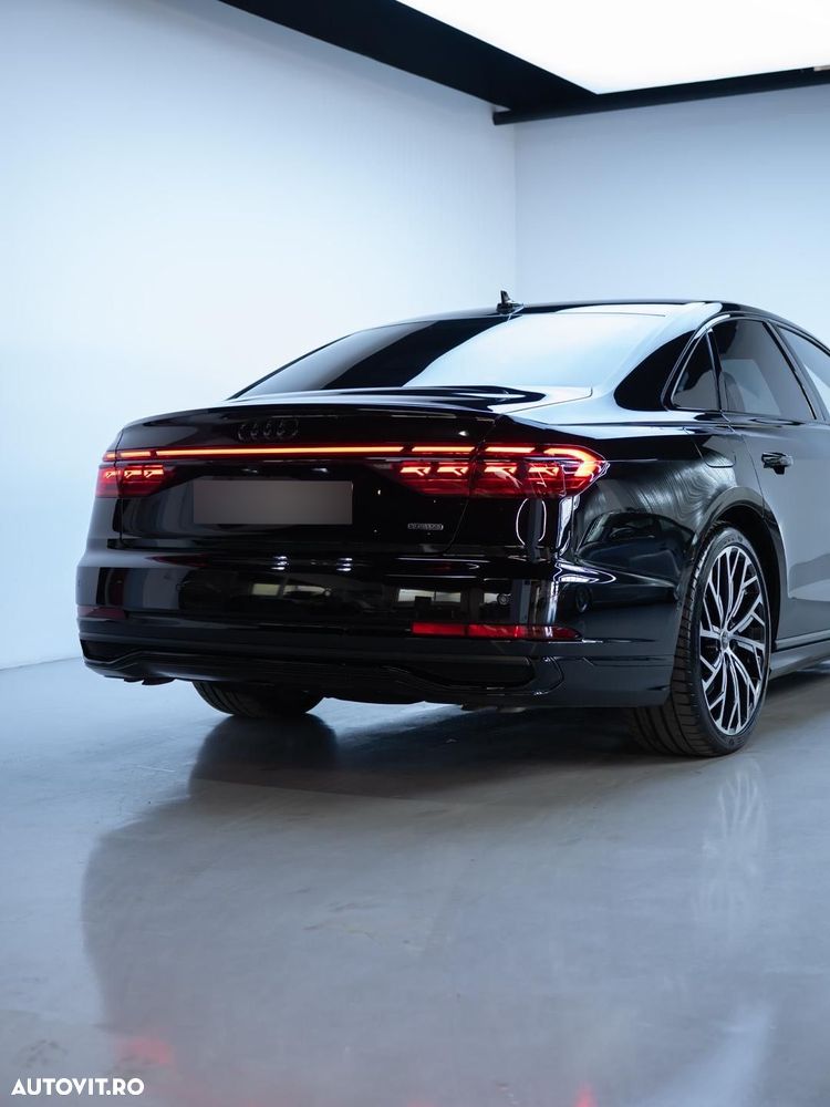 Audi A8 - 8