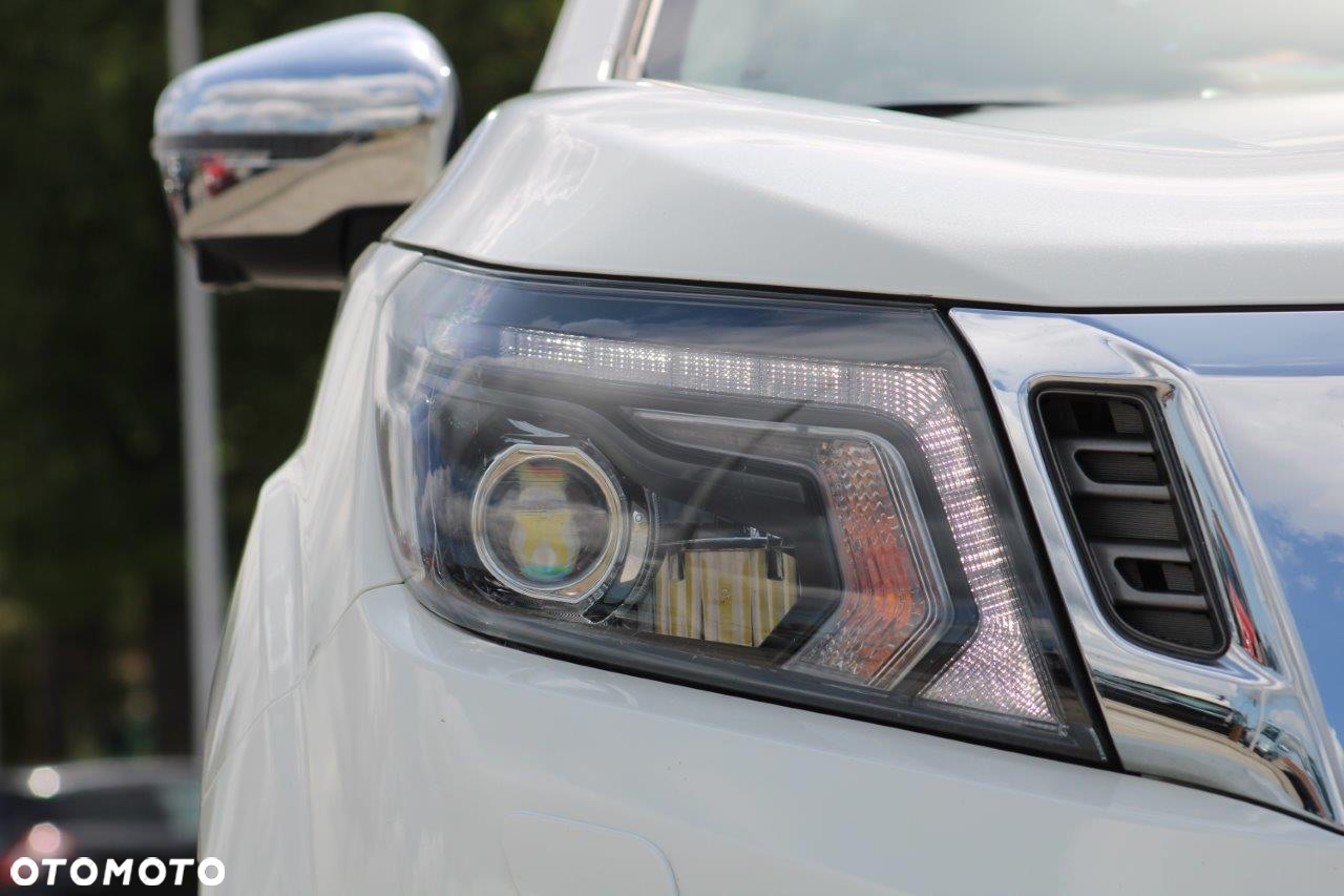 Nissan Navara DC 4x4 Autm EU6 Tekna - 15