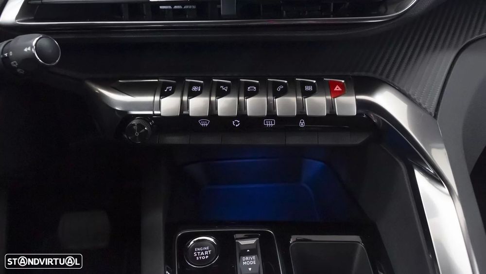 Peugeot 3008 1.2 PureTech Allure EAT8 - 34