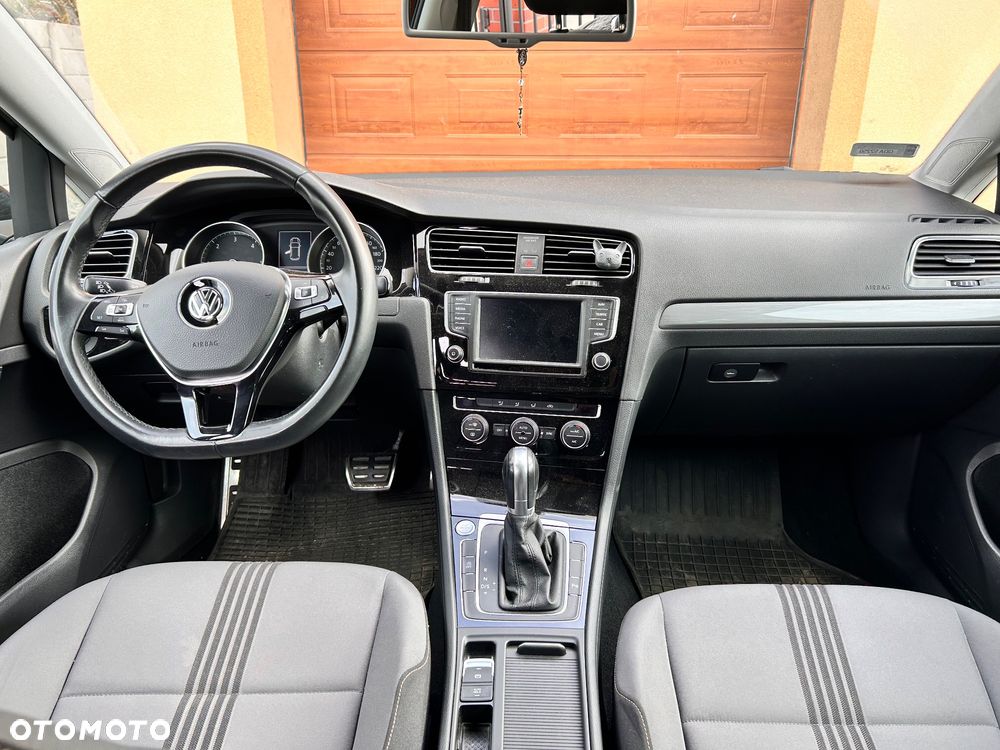 Volkswagen Golf 1.6 TDI BlueMotion Technology DSG Allstar - 6