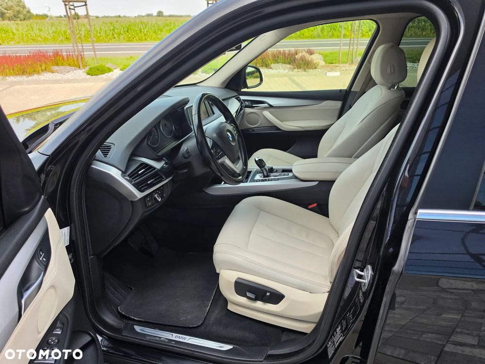 BMW X5 xDrive25d - 23