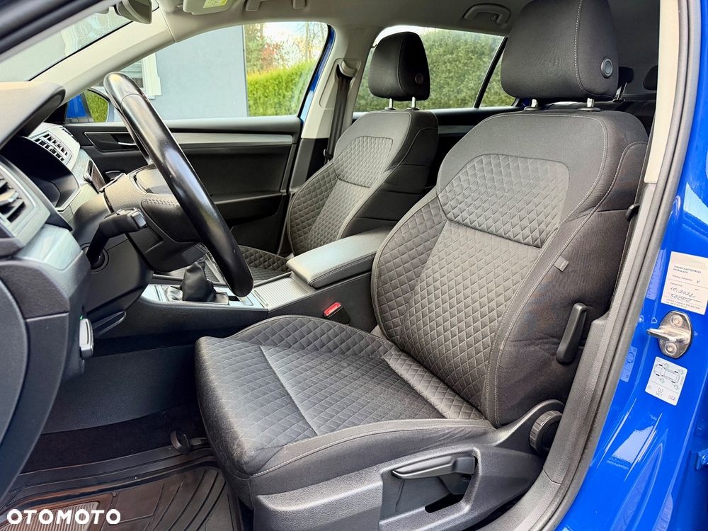 Skoda Superb 2.0 TDI Style - 10