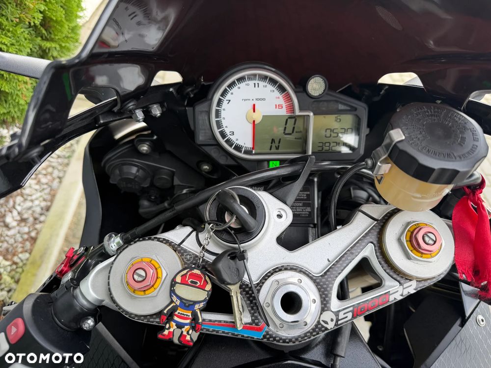 BMW S - 27