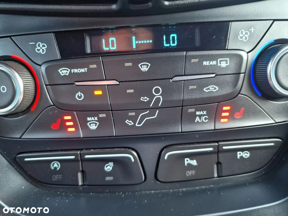 Ford Kuga 1.5 EcoBoost FWD ST-Line - 31
