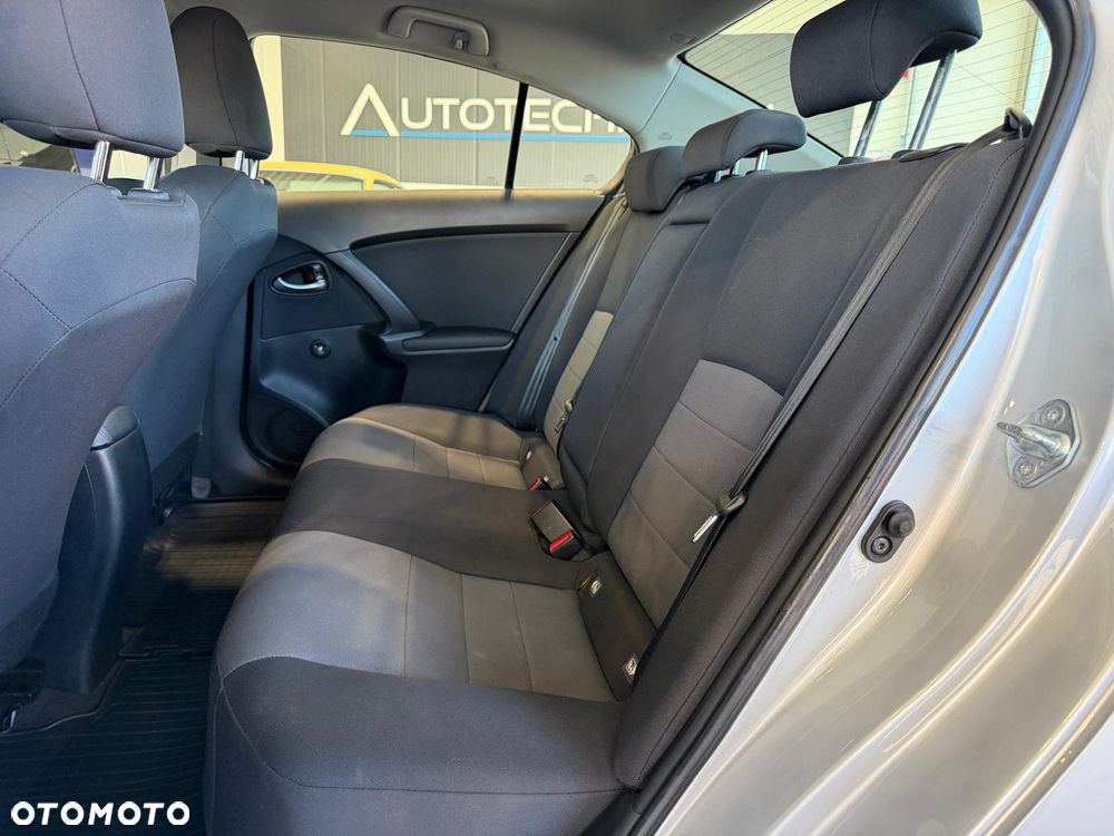 Toyota Avensis 1.8 Premium MS - 13