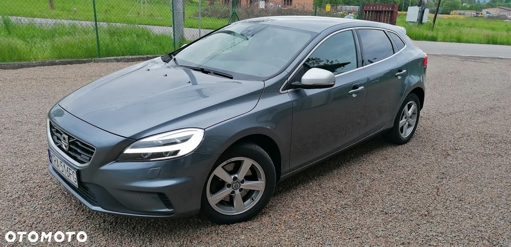 Volvo V40 T3 Drive-E R-Design Momentum - 2