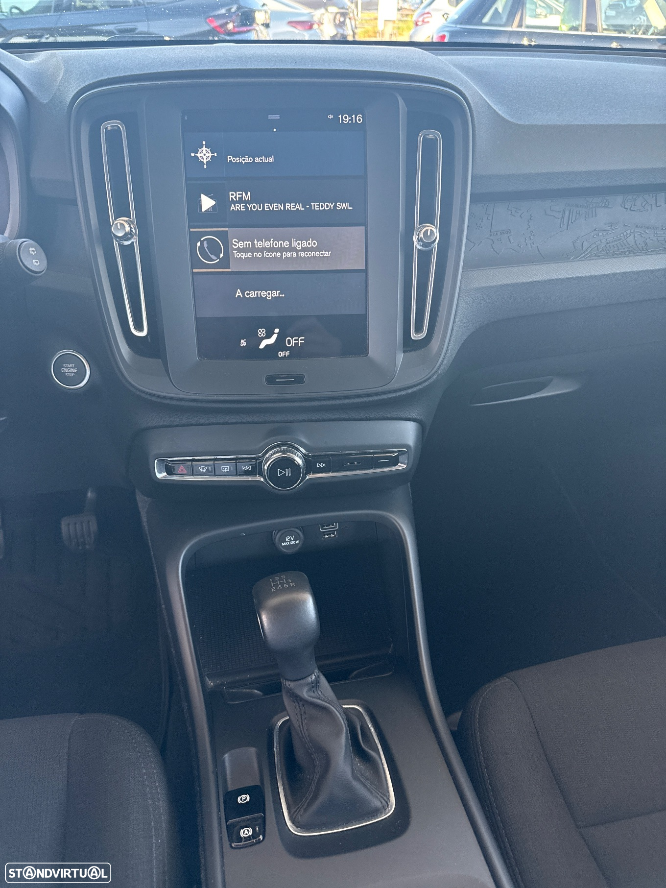 Volvo XC 40 1.5 T2 Momentum - 6