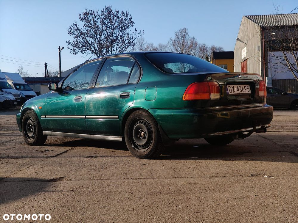 Honda Civic 1.5 LS - 2