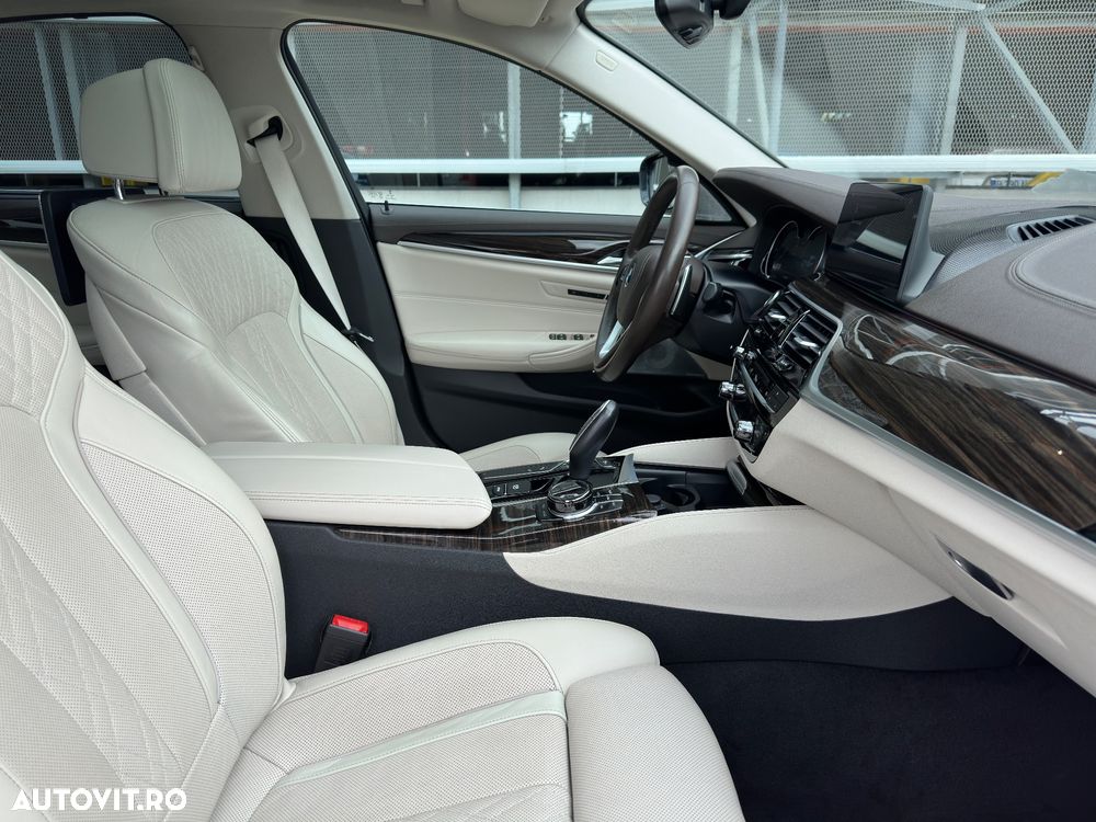 BMW Seria 5 530d AT - 9