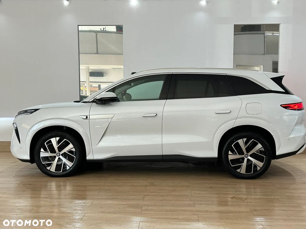 BYD Tang L - 4