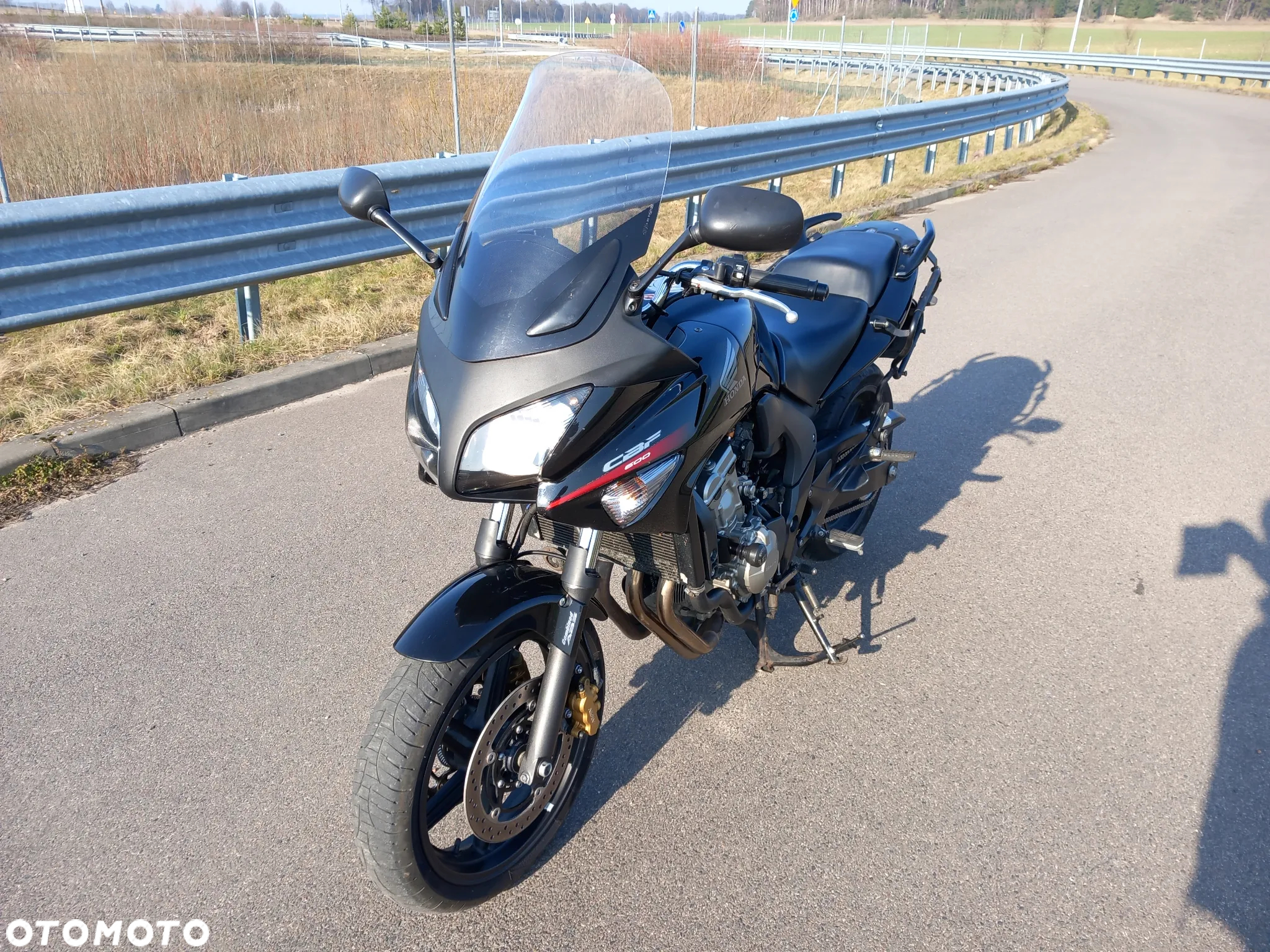 Honda CBF - 3
