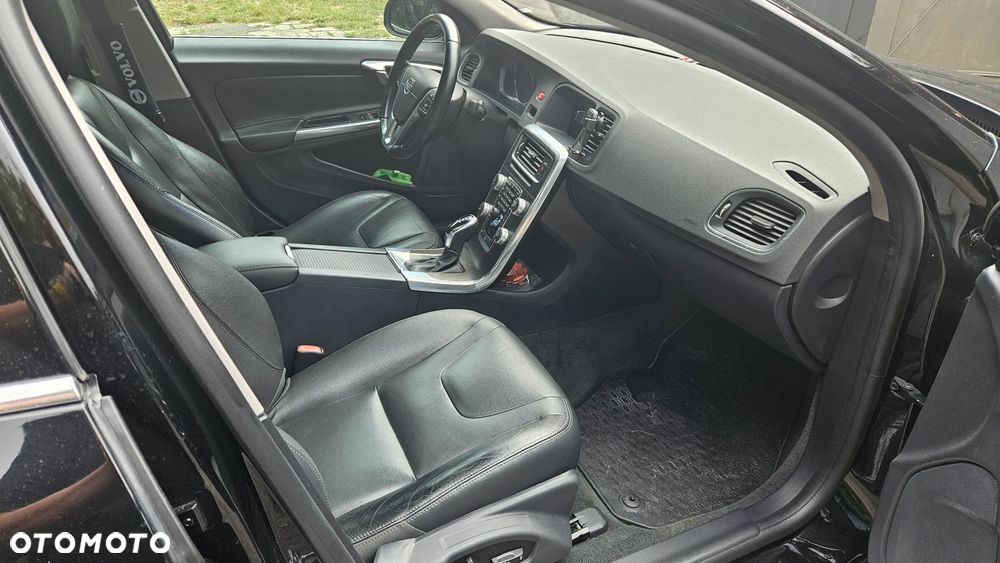 Volvo S60 T5 Geartronic Kinetic - 12