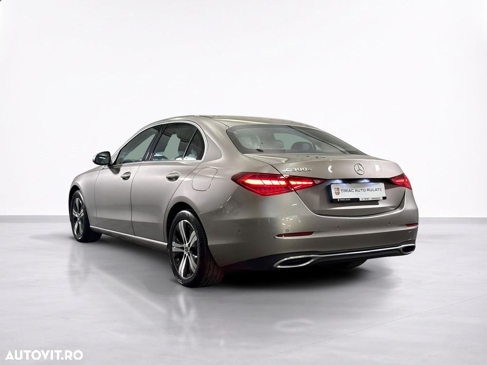 Mercedes-Benz C 300 PHEV - 4