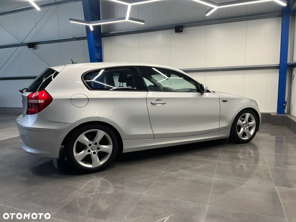 BMW Seria 1 118d DPF - 6