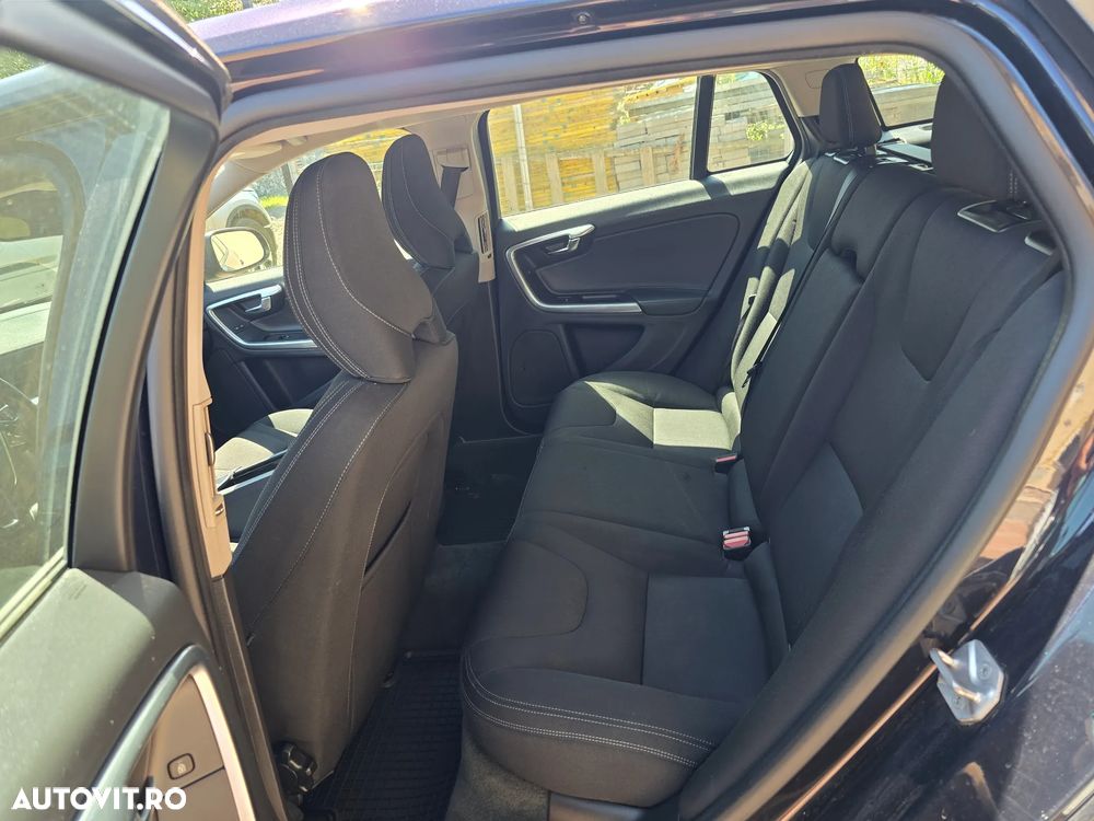 Volvo V60 D3 Geartronic Momentum - 4