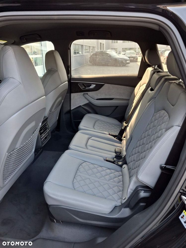 Audi Q7 - 15