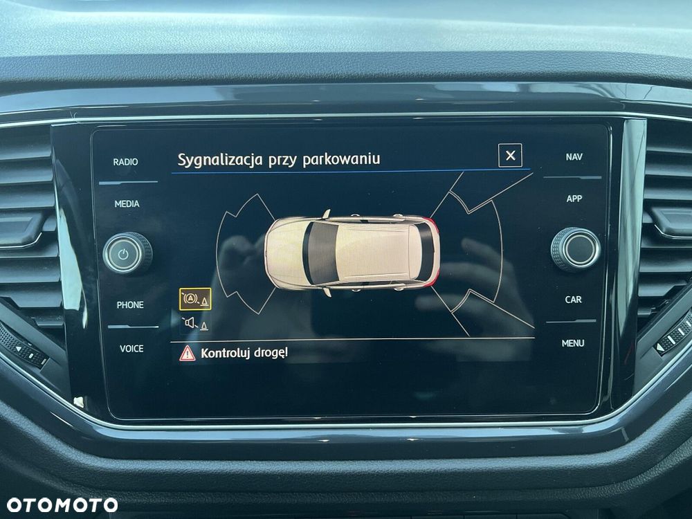 Volkswagen T-Roc - 22