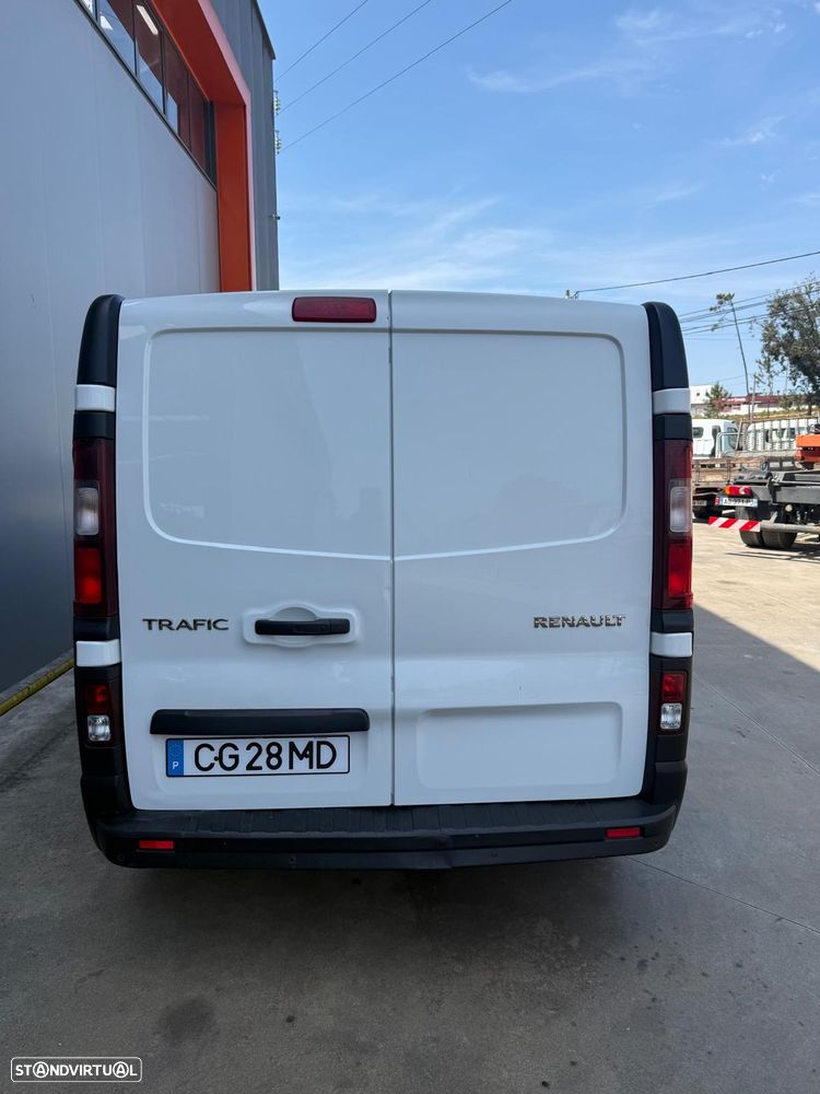 Renault Trafic - 6
