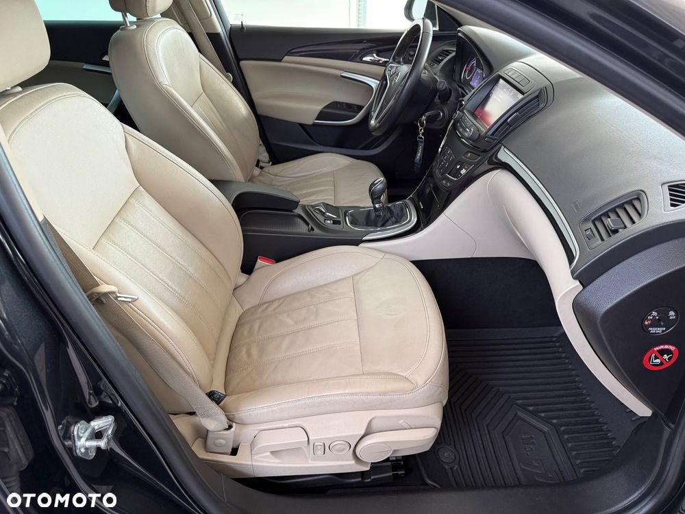 Opel Insignia - 13